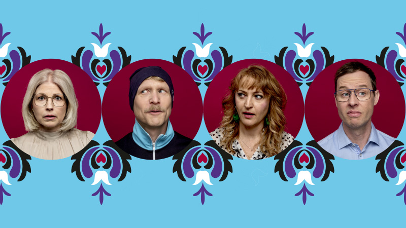 Ansiktsbilder på de fyra medverkande i bubblor mot en blå bakgrund med kurbits )